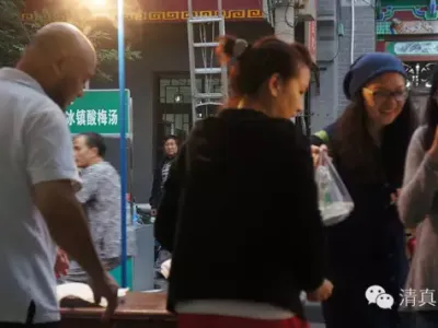 白剑波｜这人也能卖粉蒸肉