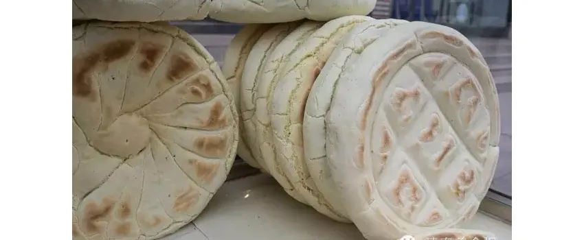 在甘肃品尝清真小吃