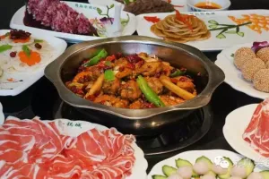 春节美食：西安锦翔炝锅城美食连连
